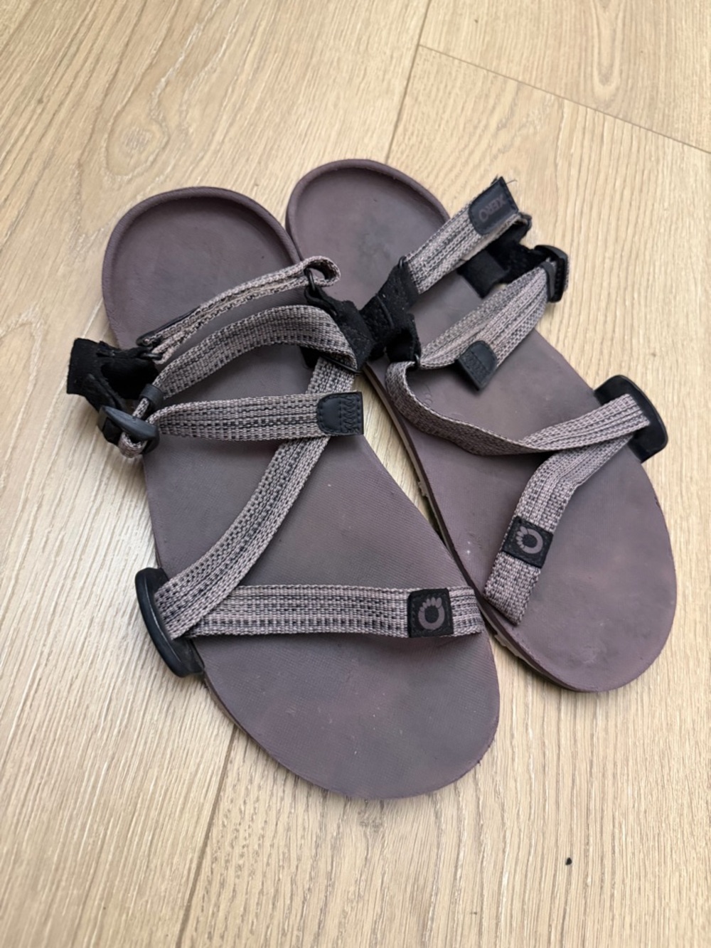Xero Brown Strappy Minimalist Sandals z-trail ev size 7 women’s - Picture 3 of 9